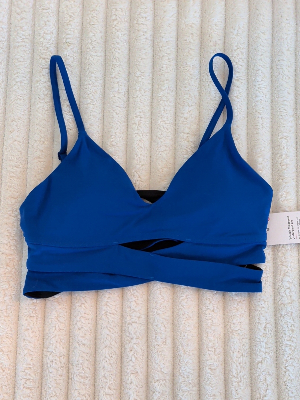 Lululemon V Neck Crossover Underband Bra